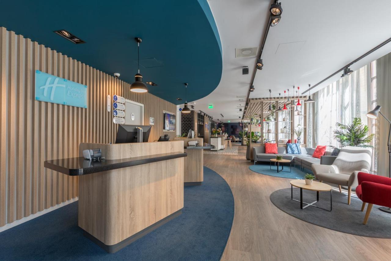 Hotel Express Brussels-grand-place By Ihg 3*